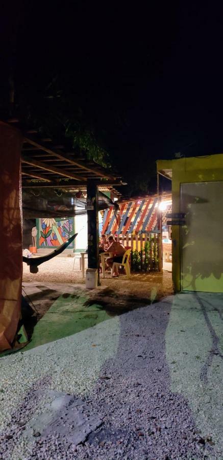 Hostal Y Camping Las G 巴卡拉尔 外观 照片